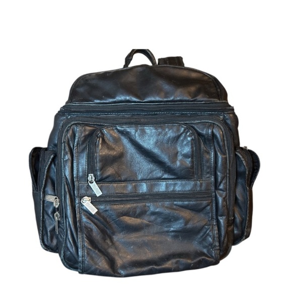 Wilsons Leather Soft Supple 100% Leather Black Multiple Pocket Backpack Travel - Picture 1 of 8
